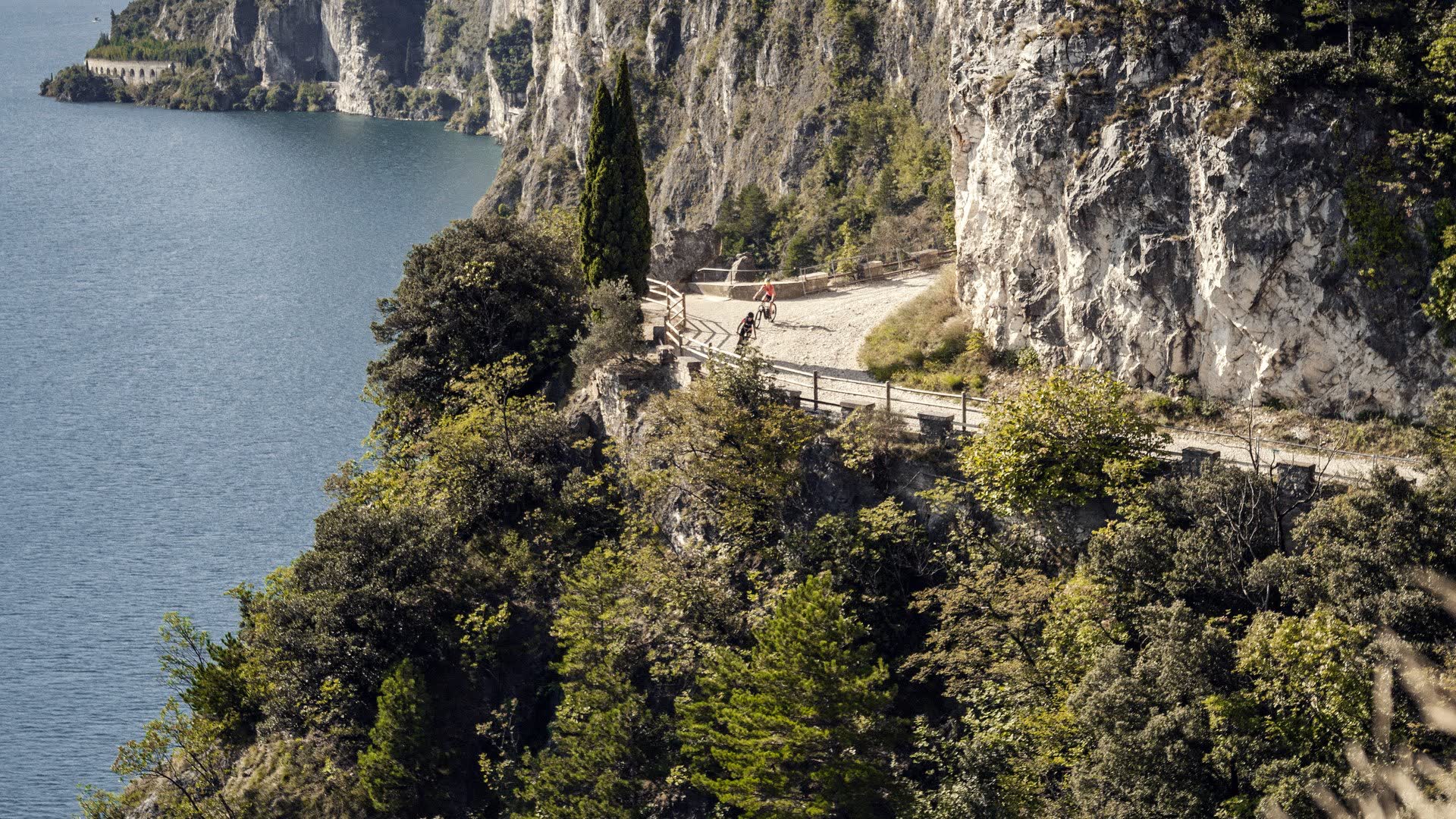 In bici da Riva del Garda: i percorsi che partono dalla porta di